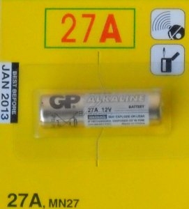Handsender:  12V(27A)