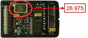 Handsender: H�RMANN DHM04 26.975 MHz mit 4 Tasten